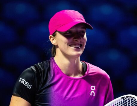 Iga Swiatek si udržala šancu na postup do semifinále WTA Finals