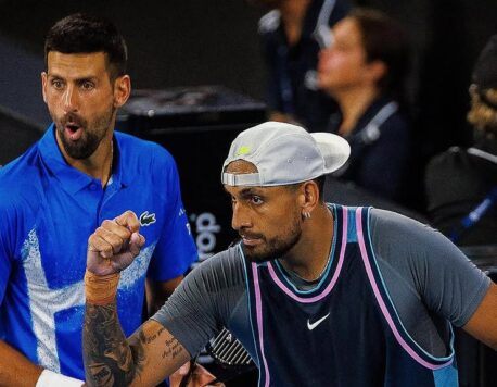 VIDEO Djokovič s Kyrgiosom bavili fanúšikov: Pozrite si tie najlepšie momenty zápasu